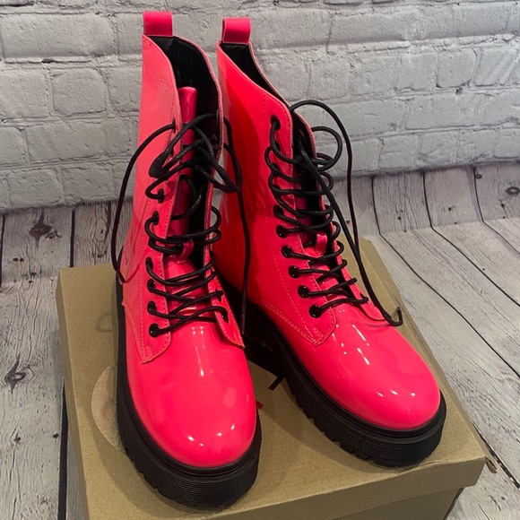 CHARLOTTE RUSSE Patent Leather Look Combat Boots - Picture 2 of 5